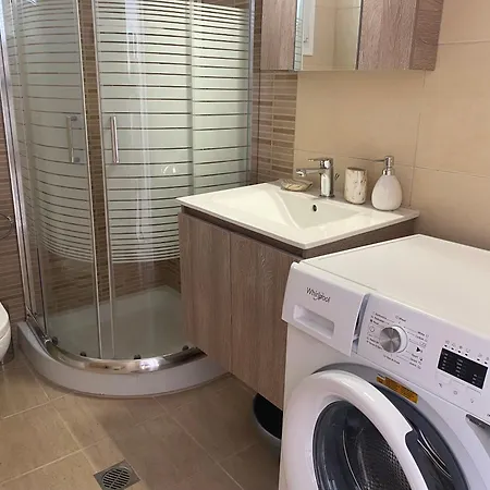 Daire Lili House In 150m From The
