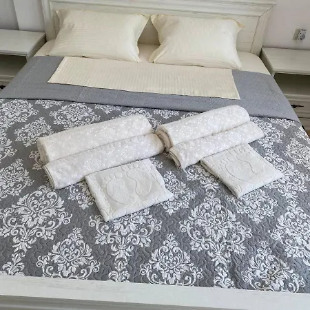 Apartament Lili House In 150m From The