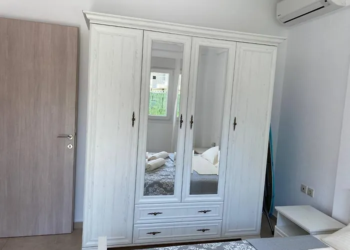 Lili House In 150m From The