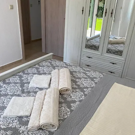 Lejlighed Lili House In 150m From The *
