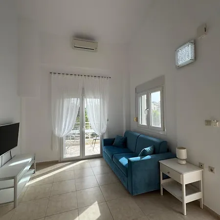 Lili House In 150m From The *